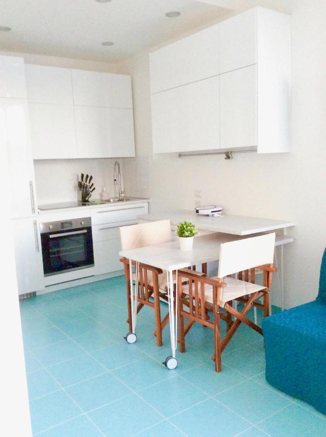 Apartment On The Sea 칼리아리 외부 사진